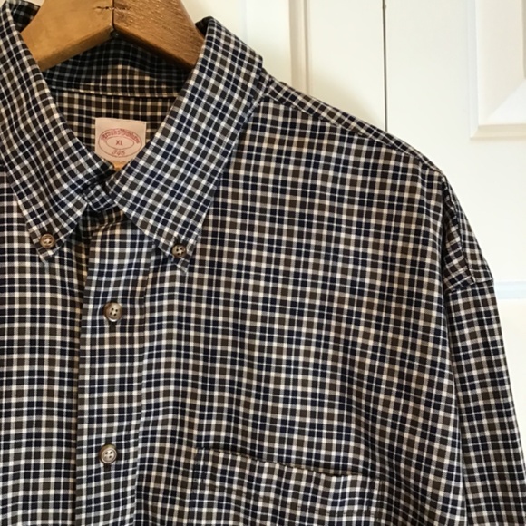 Brooks Brothers mens button down shirt - Picture 2 of 7